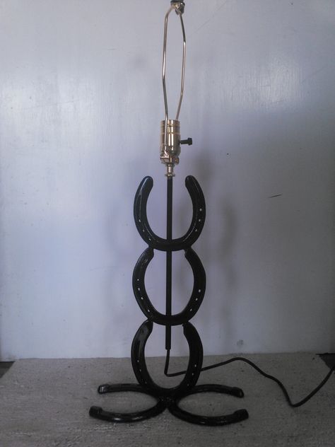 Horseshoe Lamp, Liquor Bottle Lamp, Welding Crafts, Rustic Western Decor, Horseshoe Crafts, Mail Holder, Horseshoe Art, Liquor Bottle, Bottle Lamp