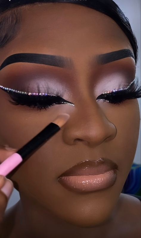 Full Glam Makeup With Rhinestones, Colorful Makeup With Gems, Birthday Makeup Ideas For Black Women, 19th Birthday Makeup Ideas, Makeup Looks For Black Women Prom, Prom Makeup Full Face Glam, Full Face Beat Makeup, Birthday Makeup Looks Black Women, Birthday Make Up Looks Black Women