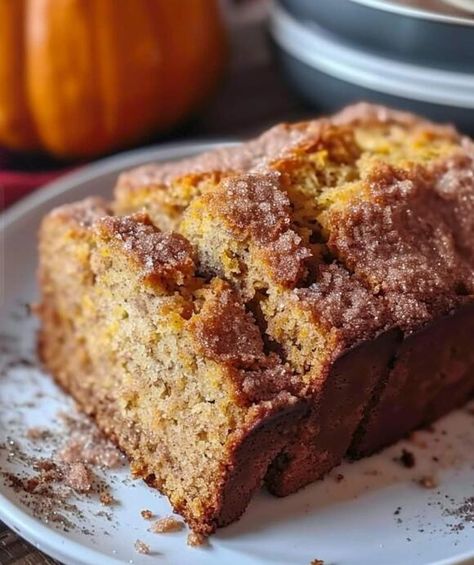 Snickerdoodle Pumpkin Bread Recipe, Pumpkin Snickerdoodle Bread, Snickerdoodle Pumpkin Bread, Strawberry Cream Cheese Icing, Holiday Fruit Cake, Molasses Cookies Recipe, Cinnamon Roll Muffins, Meringue Pie Recipes, Pumpkin Dishes