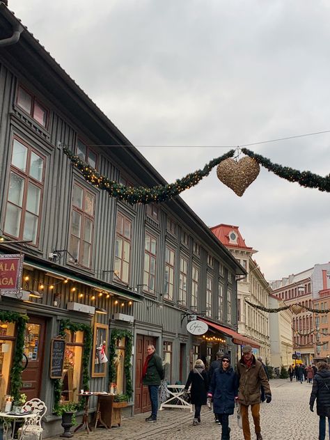 Gothenburg Winter, Gothenburg Christmas, Gothenburg Aesthetic, Sweden Christmas, Learn Swedish, Berlin Berlin, Gothenburg Sweden, Gothenburg, Scandinavia