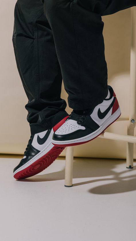 Varsity Red Jordan Outfit, Red Air Jordan 1 Outfit, Air Jordan 1 Low Red, Jordan 1 Low Red, Jordan 1 Low Bred Toe, Jordan 1 Low Bred, Jordan 1 Black Toe, Nike Jordan 1 Low, Jordan Bred