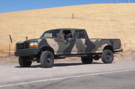 Camo paint job?? Anyone done it? - Ford Truck Enthusiasts Forums Camo Paint, Camo Truck, How To Paint Camo, Camo Car, Camo Wraps, F150 Truck, Ford F Series, Truck Stuff, Ford Pickup Trucks