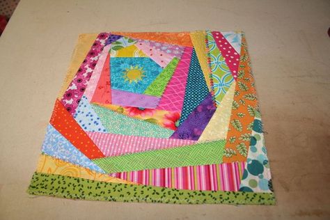 Colchas Quilting, Crazy Quilts Patterns, Crumb Quilt, Crazy Quilt Blocks, Crazy Patchwork, Crazy Quilting, Crazy Quilt, Quilting Techniques, Scrappy Quilts