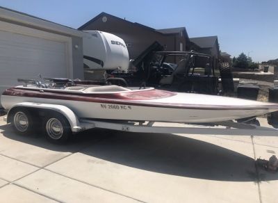 Sanger Boats, Drag Boat Racing, Hydroplane Boats, Boat Racing, Ski Boats, Fast Boats, Used Boat For Sale, Engines For Sale, Cool Boats