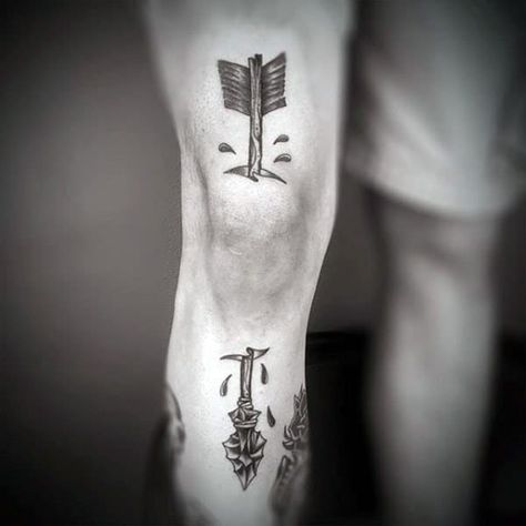 Arrow Hidden In Skin Tattoo Male Forearms Tattoo Ideas Male Leg, Tattoo Ideas Male, Tattoo Ideas Males, Masculine Tattoos, Tatuagem Masculina Pequena, Arrow Tattoo Design, Christian Sleeve Tattoo, Tattoo Trend, Omerta Tattoo