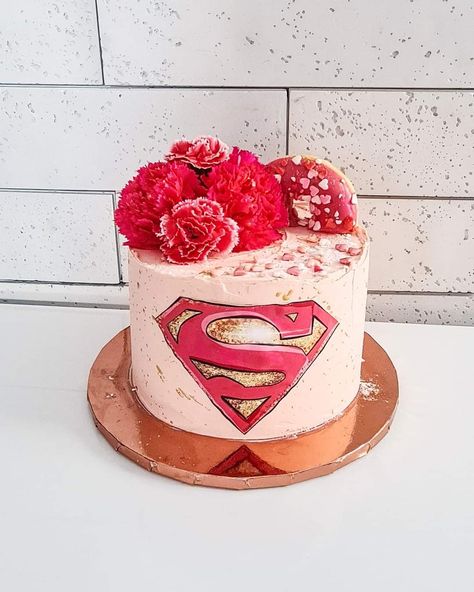 Wonder Woman Cake, Cakes For Women, Birthday Photography, Super Mom, Kids Art Projects, How To Make Cake, Art For Kids, Art Projects, Birthday Cake