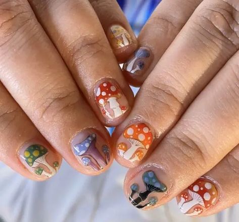 55+ Chic Easter Nails To Try This Spring | Spring Nails For Easter Possum Nail Art, Mushroom Nails, Mushroom Cottagecore, Hippie Nails, Shaped Nails, Amazing Nails, Nails Colors, Almond Shaped, Easter Nails