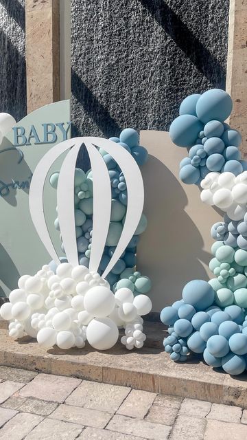 Hot Air Balloon Birthday Theme Backdrop, Hot Air Balloon Birthday Theme, Hot Air Balloon Backdrop, Air Balloon Baby Shower Theme, Hot Air Ballon Party, Frozen Baby Shower, Baby Shower Hot Air Balloon, Chanel Baby Shower