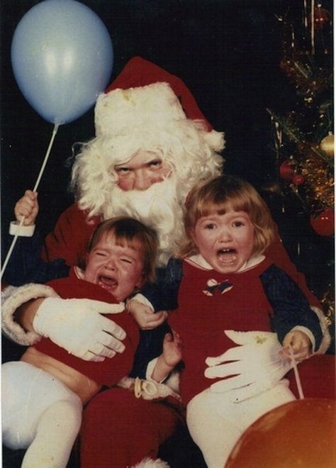 …So you better watch out. Seriously. Do as the song says. It’s for your own safety. | 17 Santa Claus Photos That Will Make Your Skin Crawl Vintage Bizarre, Santa Claus Photos, Creepy Vintage, Bad Santa, Awkward Family Photos, Santa Photos, Creepy Christmas, Vintage Santa Claus, Santa Face