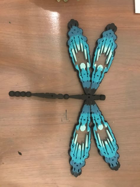 Dragonfly Clothespin Craft, Clothes Pin Dragonfly Craft, Clothespin Crafts For Adults, Clothes Pin Art, Clothespin Dragonfly, Clothespin Butterfly, Diy Crafts Butterfly, Dragonfly Yard Art, Wooden Cross Crafts