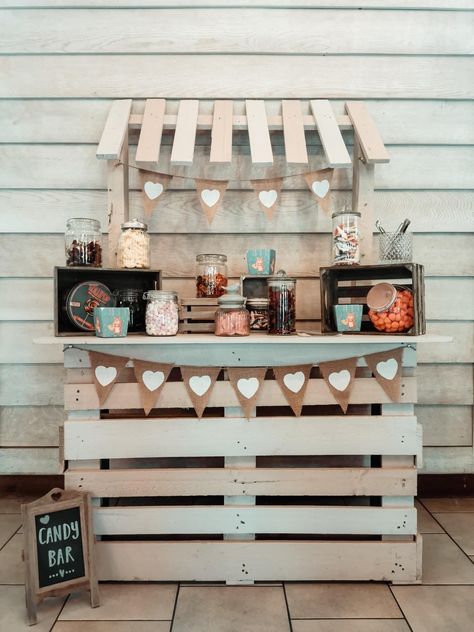 Candy Bar Palette, Party Candy Bar, Sweet Table Wedding, Candy Bar Party, Rustic Style Wedding, Picnic Decorations, Candy Cart, Hot Cocoa Bar, Cocoa Bar