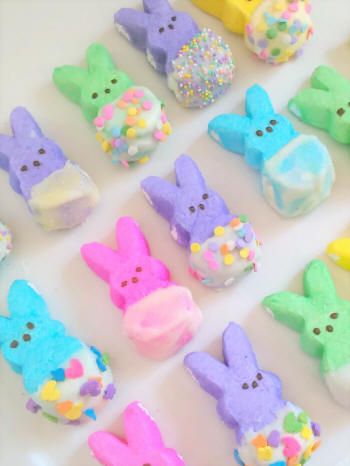 Peeps Aesthetic, Peeps Wallpaper, Peeps Party, Preppy Food, Peeps Flavors, Peeps Crafts, Peeps Treats, Peeps Recipes, Easter Basket Cake