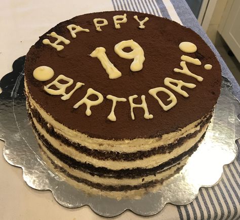 Birthday Tiramisu, Tiramisu Birthday Cake, Birthday Cake Gift, 20 Birthday Cake, 21 Birthday, Tiramisu Cake, 22nd Birthday, Birthday Idea, Gift Cake