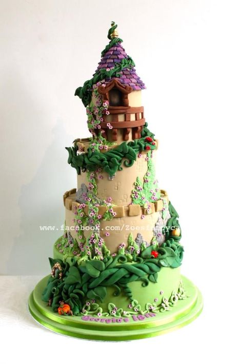 Fairy tale castle cake with beanstalk - Cake by Zoe's Fancy Cakes Zoes Fancy Cakes, Bolo Rapunzel, Rapunzel Cake, Fantasy Cake, Castle Cake, 18th Birthday Cake, Fairy Cakes, Tiered Cake, Crazy Cakes