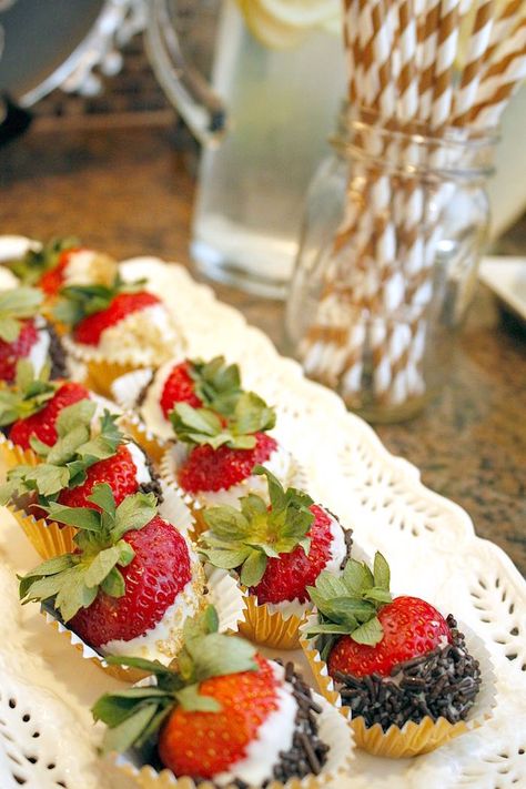 Dipped Strawberries from an Enchanted Forest Woodland Birthday Party via Kara's Party Ideas KarasPartyIdeas.com (11) Enchanted Forest Snacks, Enchanted Forest Food, Enchanted Forest Dessert Table, Birch Bark Cake, Prom Food, Bark Cake, Enchanted Birthday, Flowers Birthday Party, Enchanted Forest Decorations