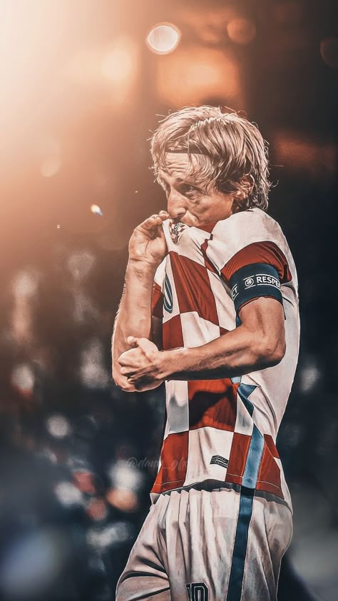 Luka Modric Wallpaper, Modric Wallpapers, Gnk Dinamo Zagreb, Croatia Pictures, Croatia Football, Gym Wallpaper, Cute Owls Wallpaper, Luka Modric, Team Wallpaper