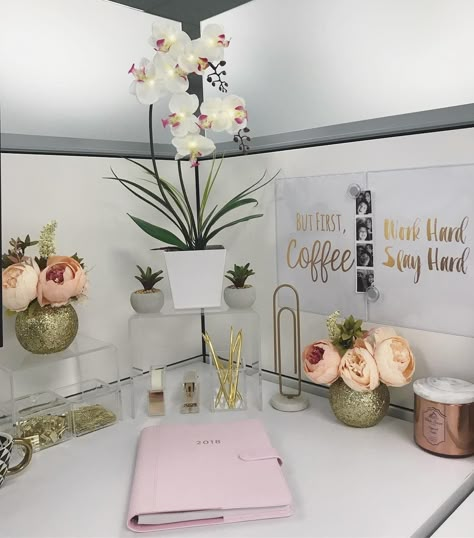 Cubicle desk decor - gold, pink, clear! Office Desk Decor For Work, Cute Cubicle, Work Cubicle Decor, Cube Decor, Cubicle Design, Office Space Decor, Cubicle Makeover, Work Desk Decor, Cute Desk Decor