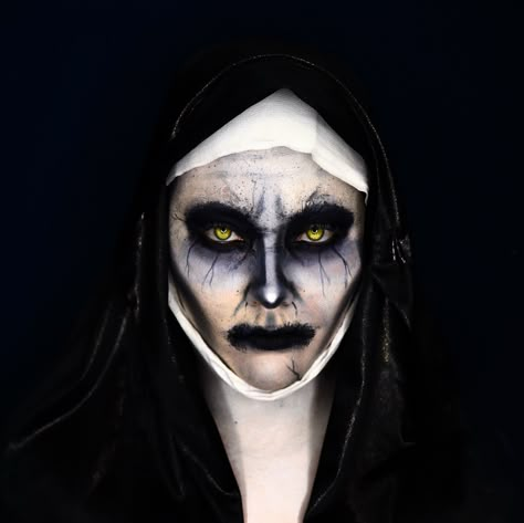 The nun Valak Halloween The Nun Inspired Makeup, Valak Makeup Tutorial, Evil Nun Makeup Halloween, Scary Nun Halloween Costumes, Creepy Nun Costume, The Nun Valak Costume, Nun Makeup Halloween Scary, Zombie Nun Makeup, Demon Nun Makeup