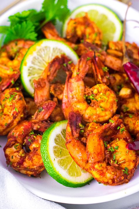 Chili Lime Shrimp (Sheet Pan) | Keto, Low-Carb, Whole30 - A Girl Called Adri Chilli Lime Shrimp, Chili Lime Shrimp, Chili Shrimp, Paleo Chili, Lime Shrimp, Chili Lime, Half Baked Harvest, One Pan Meals, Food Help