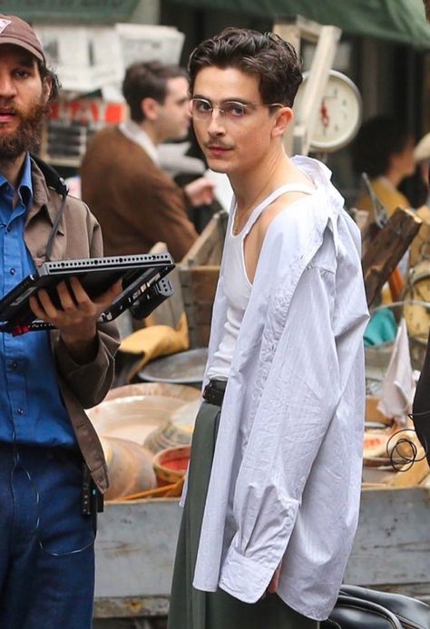 Timmy T, Manhattan New York, Can't Stop Laughing, Streetwear Men Outfits, Timothee Chalamet, Celebrity Crush, Filmmaking, Manhattan, Pretty People