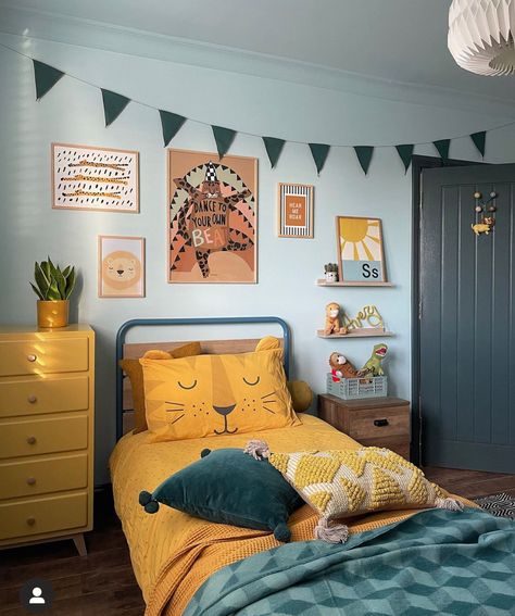 Eclectic Boys Room, Fun Boys Room, Boho Boys Room, Colorful Boys Room, Yellow Kids Bedroom, Ideas Decorar Habitacion, Kids Rooms Inspo, Toddler Boy Room Decor