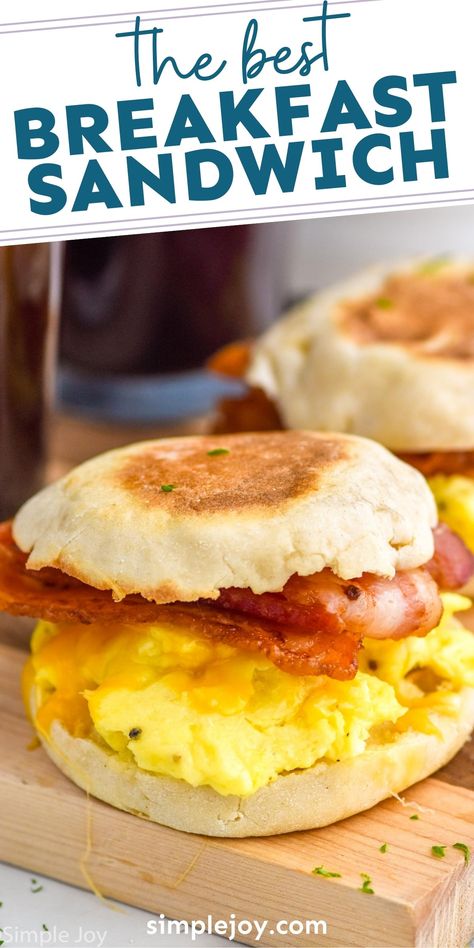 This Breakfast Sandwich is so easy to make, filling and delicious, and freezer friendly. Make a big batch so you can grab them for a fast breakfast! Breakfast Buiscits Sandwich, How To Make Eggs For Breakfast Sandwich, Homemade Breakfast Sandwich, Breakfast Bagel Sandwich, English Muffin Breakfast Sandwich, Fast Breakfast, Best Breakfast Sandwich, Bagel Breakfast Sandwich, Slow Cooker Casserole