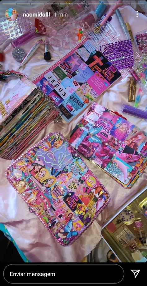 2000s Notebook, Craft Market Display, Scrapbook Book, Cute Journals, Art Journal Therapy, Pink Girly Things, Craft Markets, Sketchbook Journaling, Scrapbook Journal