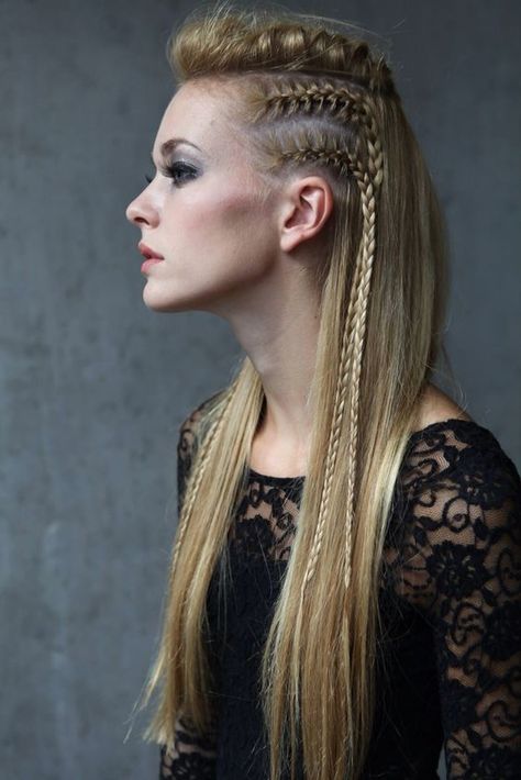 12 Coolest Viking Hairstyles Women in 2023 - The Trend Spotter Viking Hairstyle, Running Hair, Viking Hairstyles, Viking Braids, Side Braid Hairstyles, Viking Hair, Viking Woman, Trendy Hairstyle, Dreadlock Hairstyles