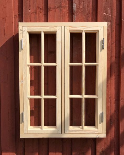 Litet tvåluftsfönster m. karm, 6 rutor Window Wooden Frame Design, Diy Wooden Window Frame, Wood Window Design Modern, Jendela Vintage, Indian Window Design, Front Window Design, Wooden Window Design, Window Glass Design, Door And Window Design