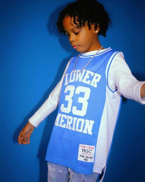 Boys Outfit Ideas, Kids Outfit Ideas, Boys Photoshoot, Kid Outfit, Football Jersey Outfit, Jersey Outfit, Sport Style, Kids Sports