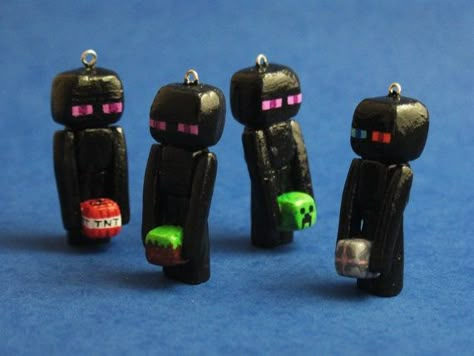 DIY polymer clay enderman Minecraft Clay Charms, Peace Offering, Minecraft Merchandise, Minecraft Enderman, Tanah Liat, Cool Minecraft, Minecraft Crafts, Cute Polymer Clay, Modeling Clay