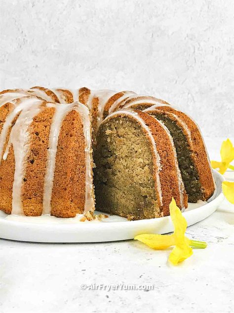 Air Fryer Banana bread bundt cake - Air Fryer Yum Cosori Air Fryer Recipes, Banana Bread Bundt Cake, Banana Bread Bundt, Air Fryer Banana Bread, Air Fryer Banana, Air Fryer Cake Recipes, Air Fryer Recipes For Beginners, Crispy Honey Chicken, Cosori Air Fryer