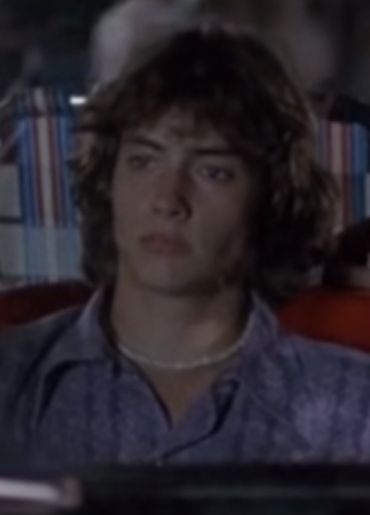 Dazed And Confused Randall, Young Jason London, Jason London 90s, Pink Dazed And Confused, Randall Pink Floyd, White Boy Hairstyle, Jason London, Dazed And Confused Movie, Jeremy London