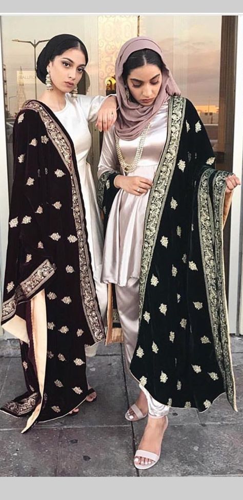 email sajsacouture@gmail.com to purchase your exclusive piece!🎀 Culture Clothes, Velvet Shawls, Brown Clothes, Asian Wedding Dress Pakistani, Pakistani Beauty, Desi Attire, Asian Dresses, Desi Aesthetics, Bridal Dupatta