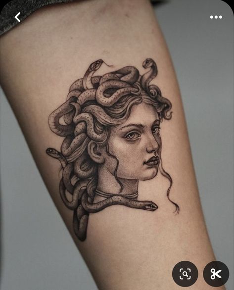 See Tattoo, Tattoo Diy, Medusa Tattoo Design, Snake Tattoo Design, Inspiration Tattoo, Tattoos Geometric, Medusa Tattoo, Tattoo Design Book, Tattoo Sketch