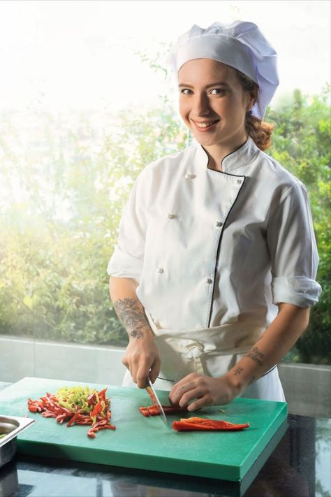 Young Chef chopping off some veggies.🔪 Chef Pictures, Female Chef, Luxury Hotels, Hotels And Resorts, Luxury Hotel, Chef, Hotel, Lifestyle, Photographer