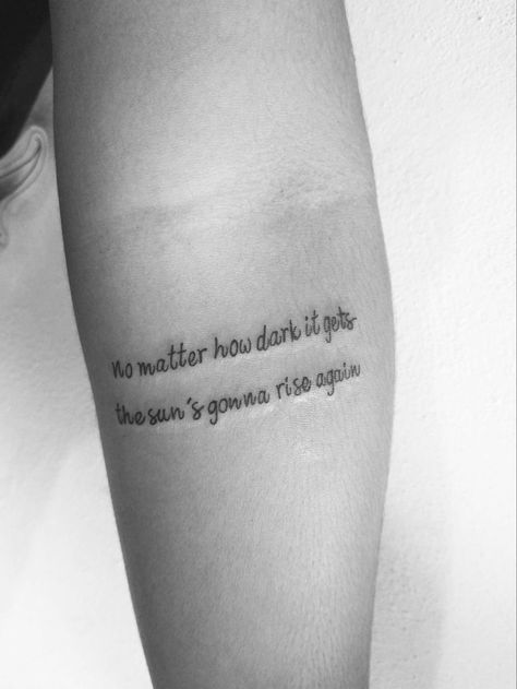 Meredith Grey Quotes Tattoo, Greys Anatomy Friend Tattoos, You Make Me Happy When Skies Are Gray Tattoo, Grey Anatomy Tattoo Ideas, Greys Anatomy Tatoos Ideas, Meredith Grey Tattoo, Grays Anatomy Tattoo, Greys Anatomy Matching Tattoos, Tattoo Ideas Greys Anatomy