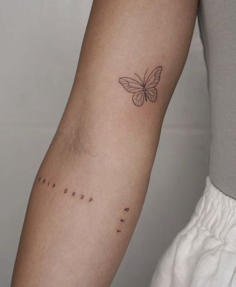 Braclet Tattoo, Indian Feather Tattoos, Butterfly Tattoos On Arm, Basic Tattoos, Minimal Tattoo Design, Butterfly Tattoos For Women, Petite Tattoos, Small Hand Tattoos, Discreet Tattoos