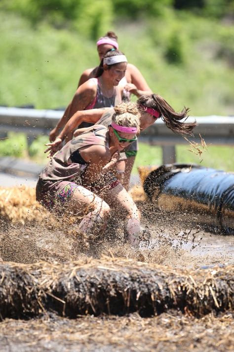 Dirty Girl Mud Run. Not your husband's or boyfriend's 5k...Always wanted to try this! Mud Run Aesthetic, Mudgirl Run, Mud Race, Rugged Maniac, Uno Reverse, Whispers In The Dark, Obstacle Race, Charleston Wv, Mud Run