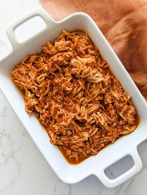 Slow Cooker Chicken Tinga, Tinga Recipe, Chicken Tinga Recipe, Mexican Dinners, Batch Meals, Chicken Tinga, Mexican Dinner, Slow Cooker Pulled Pork, Easy Slow Cooker Recipes