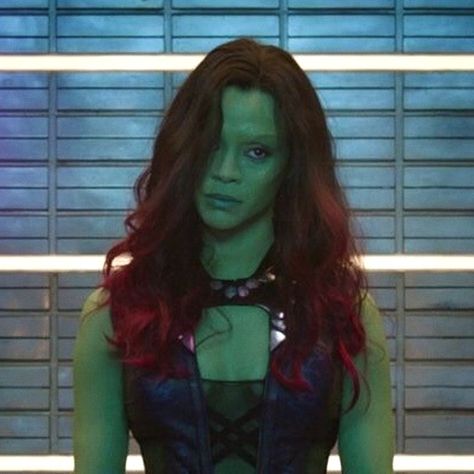 gamora Gamora Comic, Gamora Guardians, Gamora Marvel, Teal Aesthetic, Marvel Ladies, Marvel Wall Art, Couples Cosplay, Marvel Heroines, Marvel Aesthetic