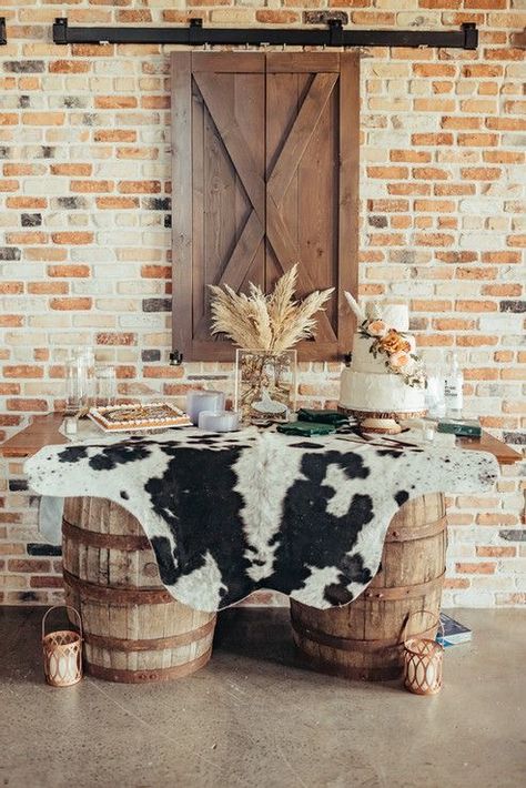 Western Theme Wedding Reception, Western Boho Wedding Guest Book, Boho Western Dessert Table, Boho Wedding Cake Backdrop, Cowhide Wedding Cake Table, Western Sign In Table, Western Wedding Centerpieces Wedding Table Decor, Cowgirl Wedding Decorations, Western Cake Table Ideas