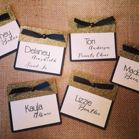 Nametags Ideas, Mops Activities, Recruitment Name Tags, Cute Name Tags, Reunion Name Tags, Name Tag Ideas, Mops Crafts, Cute Name, Door Tags