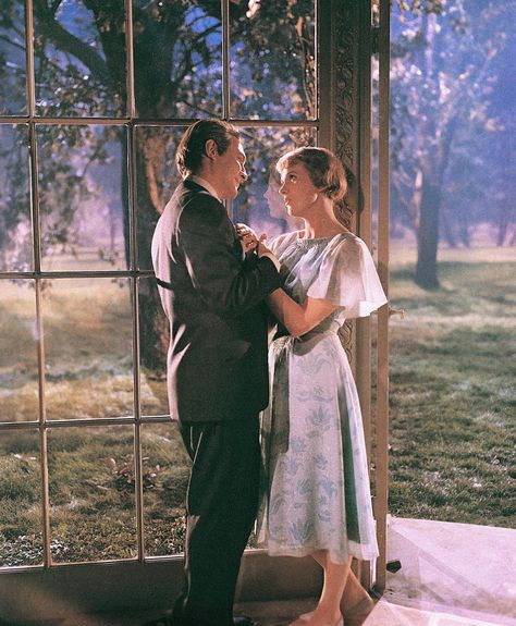 Georg Von Trapp, Sound Of Music Quotes, Sound Of Music Tour, Iconic Fashion Moments, Sound Of Music Movie, 81st Birthday, Simon And Garfunkel, When Youre In Love, Christopher Plummer