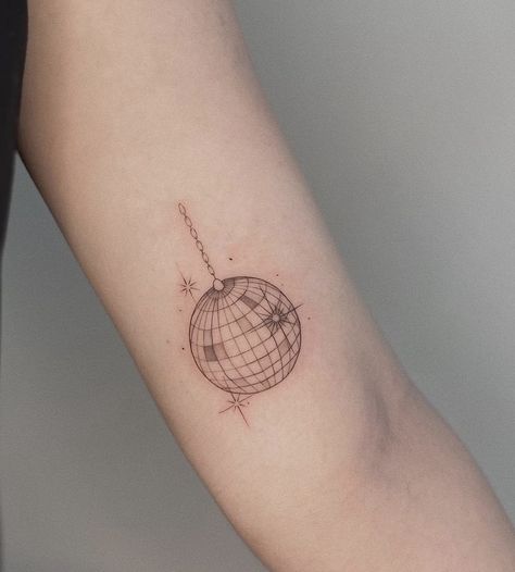 Taylor Swift Tattoo Ideas Small Mirrorball, Fineline Disco Ball Tattoo, Traditional Style Disco Ball Tattoo, Mirrorball Fine Line Tattoo, Disco Ball With Flowers Tattoo, Disco Ball Heart Tattoo, Glitter Ball Tattoo, Disco Globe Tattoo, Mirrorball Tattoo Design