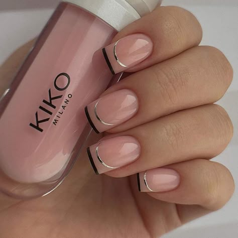 Manicured Nails, Kutek Disney, Snowflake Wreath, French Tip Nail Designs, Square Nail Designs, Nude Nail Designs, Minimal Nails, Work Nails, Nail Idea