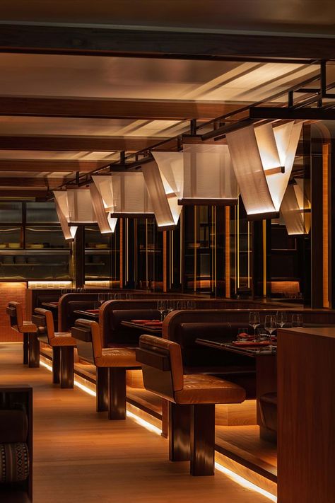 Design in collaboration with Zebulon Perron Le Le Bivouac Restaurant, Hilton Hotel Montreal, Canada Photo Jean Sebastien Senecal Expect Nothing, Restaurant Lighting, Interior Modern, Restaurant Interior Design, Hospitality Design, Hotel Design, Custom Lighting, Restaurant Interior, Cafe Design