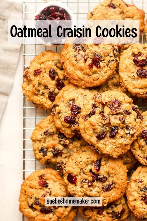 Oatmeal Craisin Cookies are loved for the combination of textures, flavors, and health benefits. Whether enjoyed warm out of the oven or stored for later, these cookies are the most delightful treat! Vanishing Oatmeal Cookies, Quaker Oatmeal Cookie Recipe, Quaker Oatmeal Cookies, Oatmeal Craisin Cookies, Craisin Cookies, Oatmeal Cookie Recipes, Holiday Cookie Recipes, Xmas Cookies, Holiday Cookie