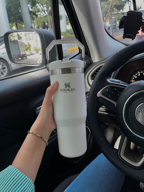 Fav Stanley type, check out my amazon link Flip Straw Stanley, Cooperate Baddie, White Stanley, Stanley Iceflow, Stylish Water Bottles, Straw Tumbler, Vacuum Insulated Water Bottle, Amazon Link, Stationary School