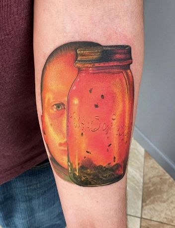 Jar Of Flies Tattoo Alice In Chains, Mad Season Tattoo, Alice In Chains Tattoo Ideas, Jar Of Flies Tattoo, Alice In Chains Tattoo, Album Tattoos, Tattoo Kiss, Earthy Tattoos, Chain Tattoo